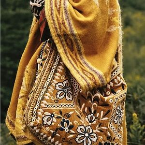 Free People Vic velvet slouchy bag